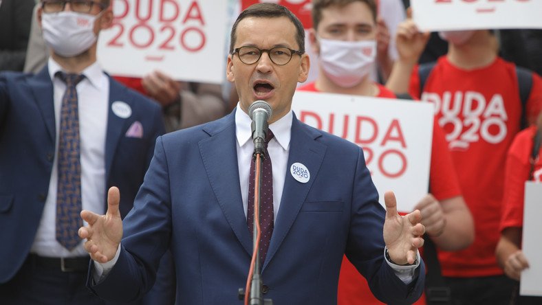 mateusz-morawiecki-na-wiecu-w-poznaniu-23-czerwca-2020-r