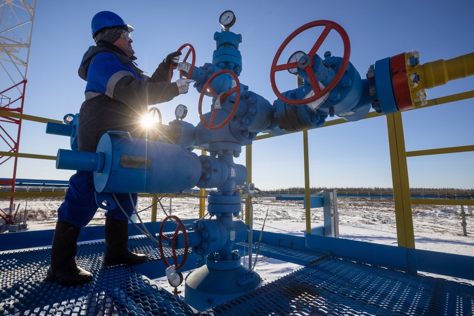 European Energy Firms Rush to Buy Russian Gas After Attack