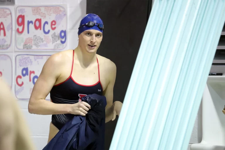 transgender-swimmer