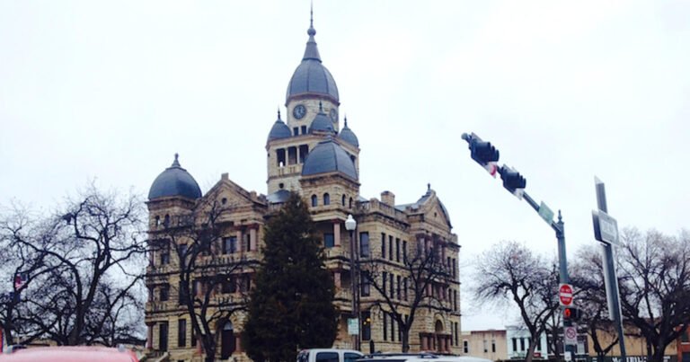 denton-county-courthouse