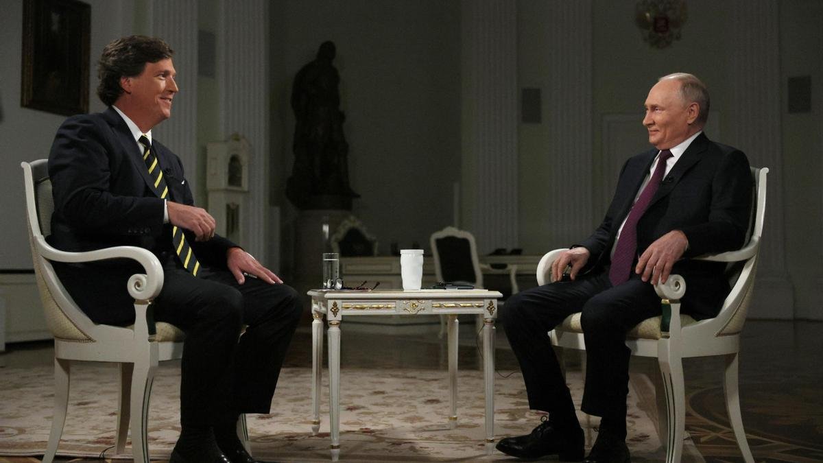 CARLSON PUTIN