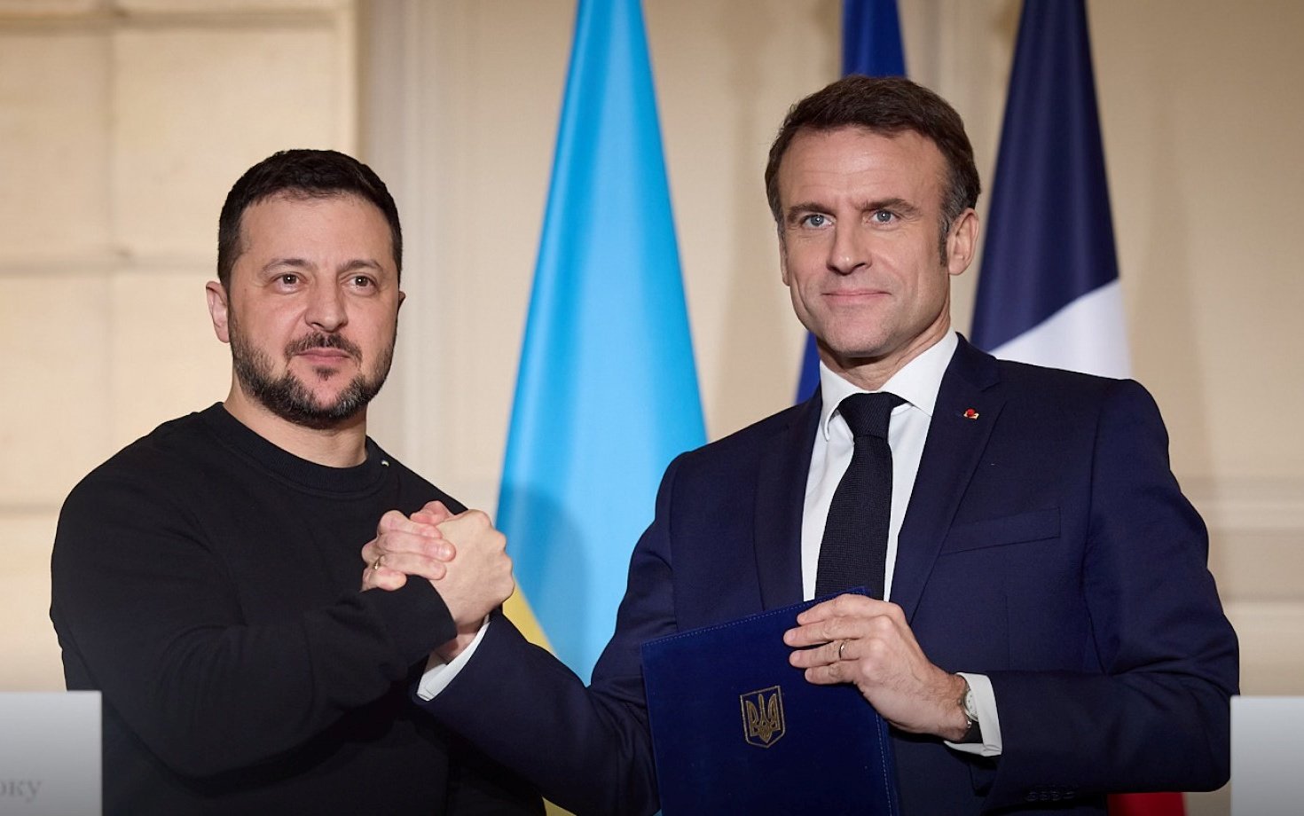 MACRON