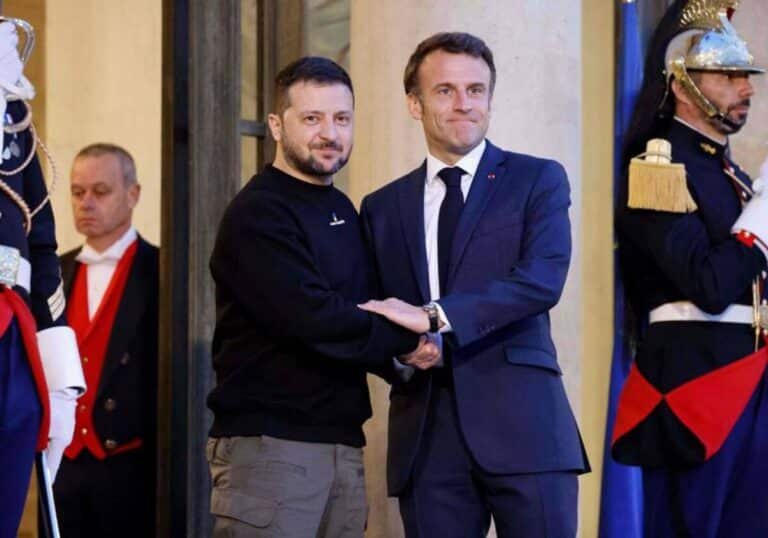 MACRON