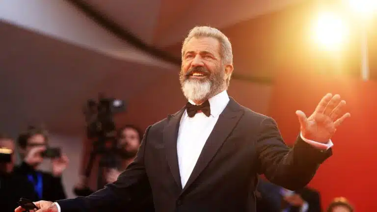MEL GIBSON