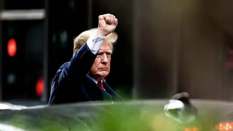 TRUMP