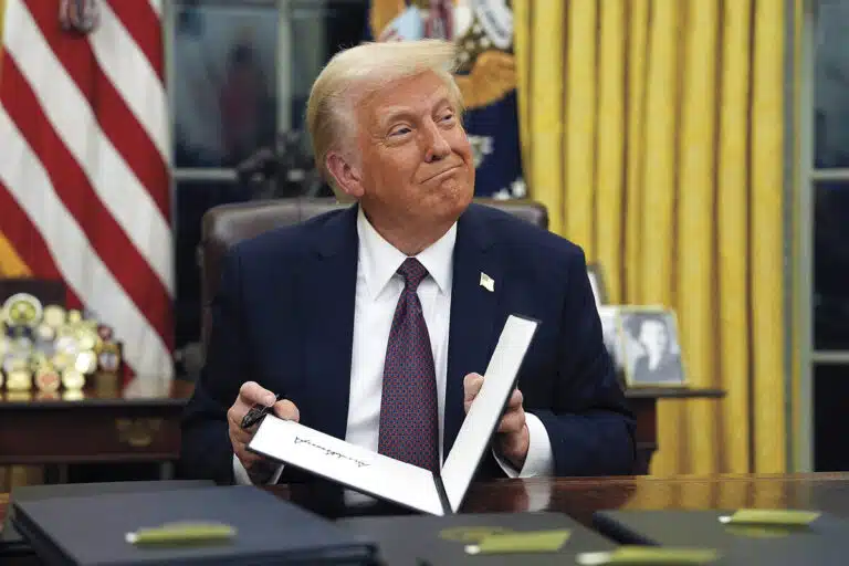 TRUMP